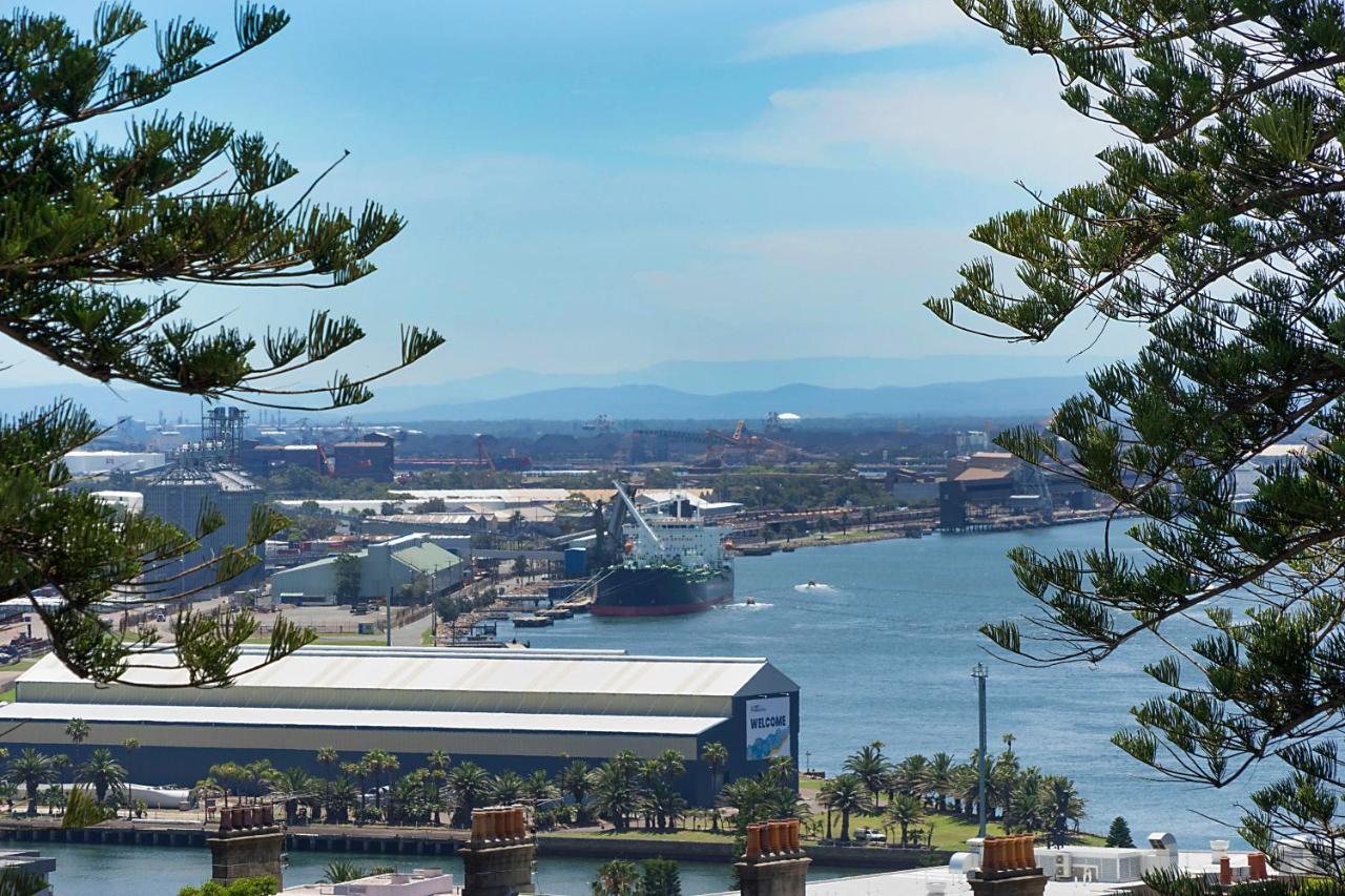 Newcastle Short Stay Accommodation - Vista Apartment Extérieur photo