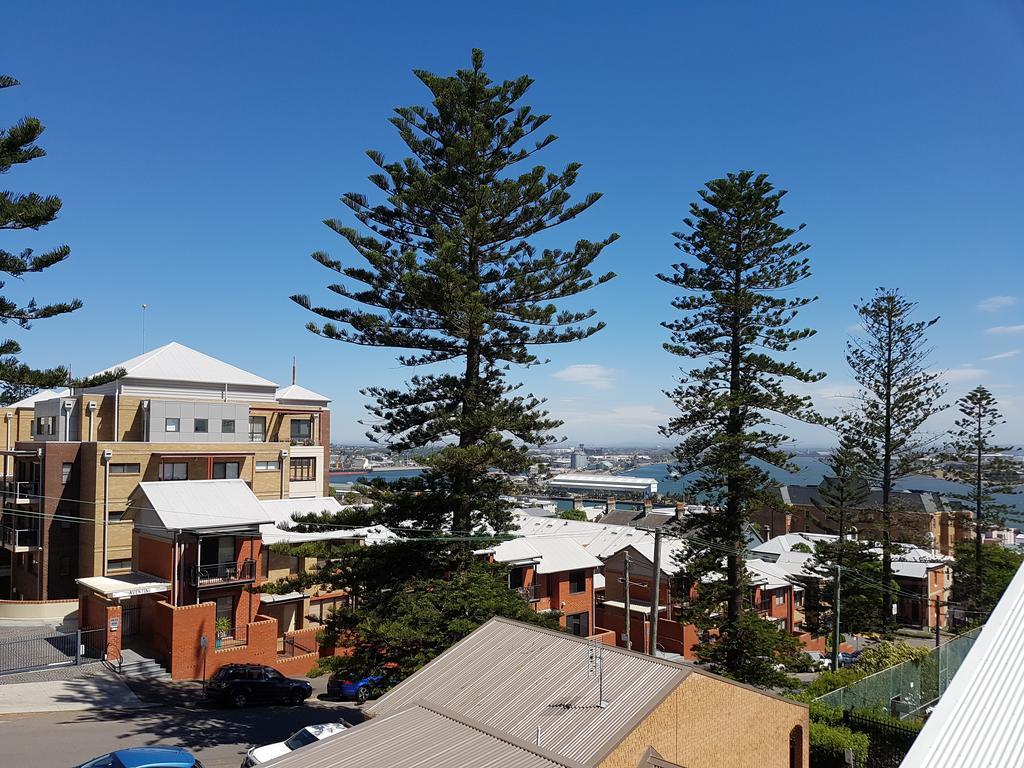 Newcastle Short Stay Accommodation - Vista Apartment Extérieur photo