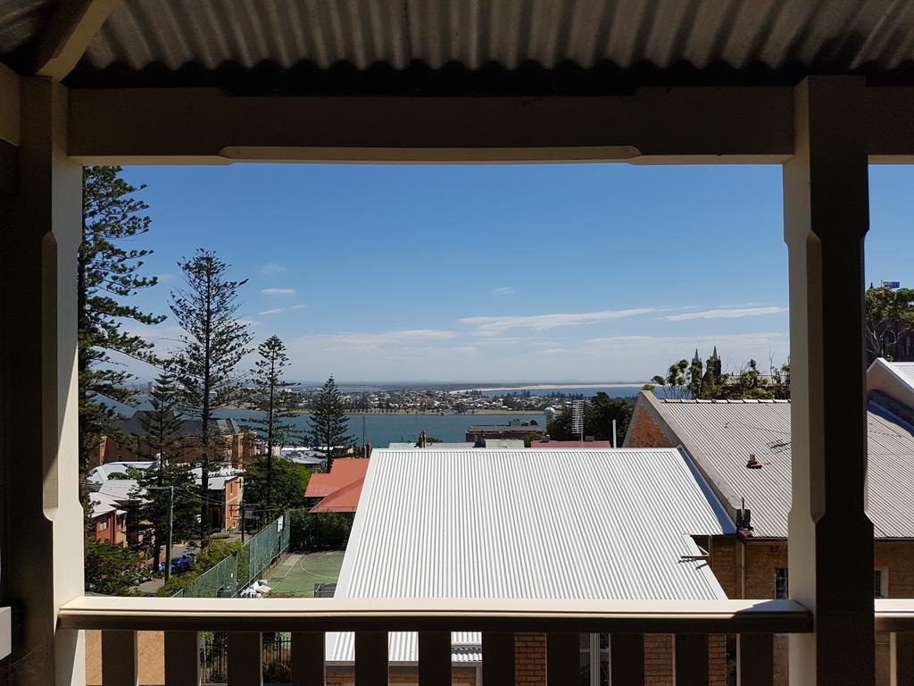 Newcastle Short Stay Accommodation - Vista Apartment Extérieur photo